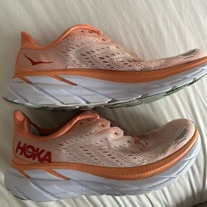 Hoka Clifton 8